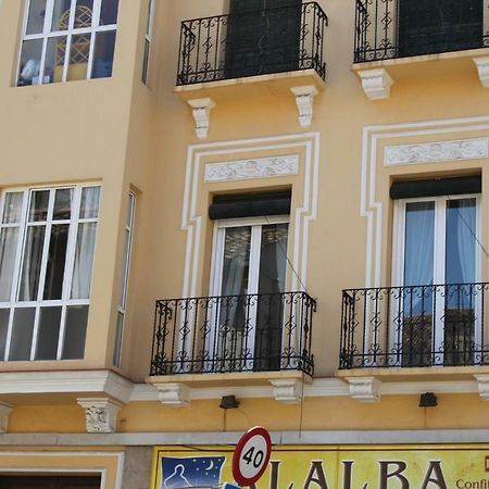 Apartamento Ollerias Малага Стая снимка